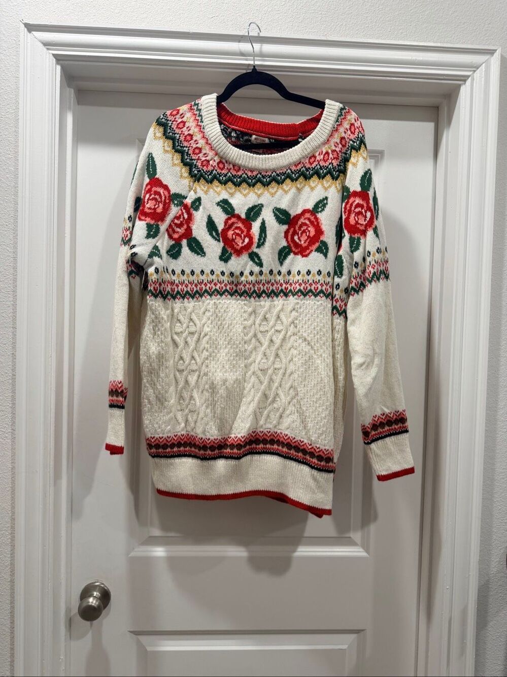 Mossimo Fair Isle Rose Sweater XL Cream Red Floral Cottagecore Winter Knit